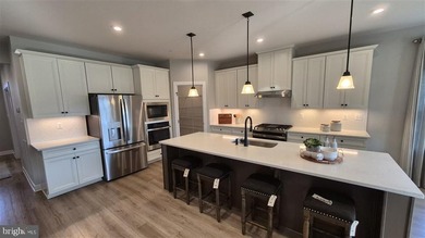 Exquisite Former Model Home with Premium Upgrades & Water Views - photo 12