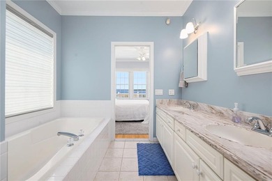 We invite you to explore this expansive end-unit - photo 20