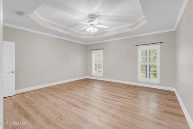 FRESHLY PAINTED EXTERIOR TO LOVELY ALABASTER WHITE STUCCO.!! - photo 22