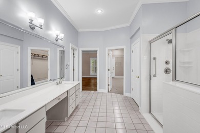 FRESHLY PAINTED EXTERIOR TO LOVELY ALABASTER WHITE STUCCO.!! - photo 26