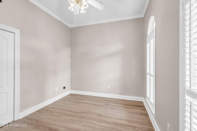 FRESHLY PAINTED EXTERIOR TO LOVELY ALABASTER WHITE STUCCO.!! - photo 29
