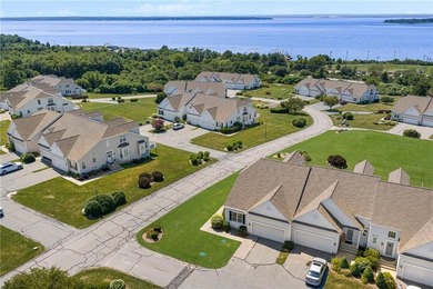 We invite you to explore this expansive end-unit - photo 47