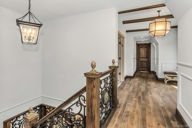 Private Gated Gold Coast Estate | Waterview. Set on - photo 19