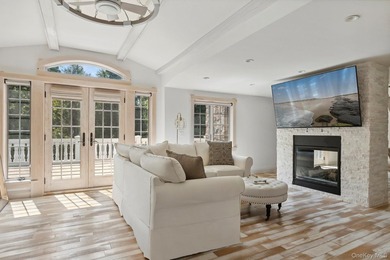 Private Gated Gold Coast Estate | Waterview. Set on - photo 22