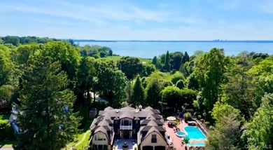 Private Gated Gold Coast Estate | Waterview. Set on - photo 34