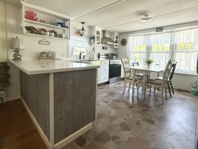 2 BR/1BA, Dock, STR Friendly, Outdoor Living & Plentiful Storage! - photo 9