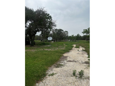 Acreage, privacy, and location! It doesn't get much better than - photo 7