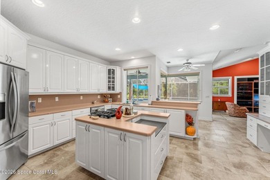 Rare opportunity to own an oasis in the highly desirable Harbor - photo 4