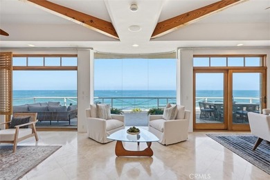 Perched high above the sand on the west side of the Esplanade - photo 1