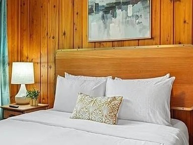 Beautiful Mid-Century Modern Cedar Sided Rach on over 15 acres - photo 25