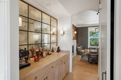 Beautiful one of a kind CUSTOM HOME, in a hard to find West - photo 26