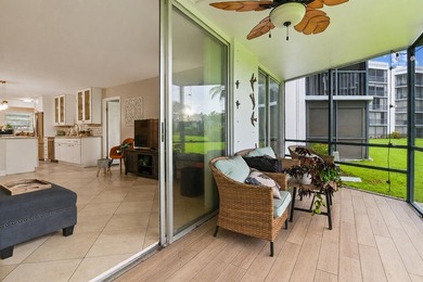 Beautifully remodeled 3-bedroom, 2-bath CORNER UNIT in - photo 29