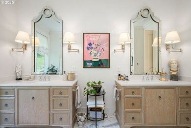 Beautiful one of a kind CUSTOM HOME, in a hard to find West - photo 38