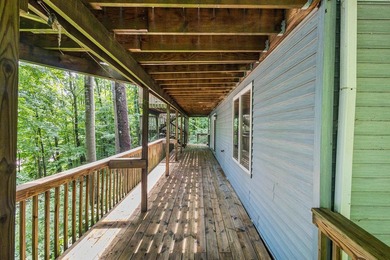 There's a particular kind of quiet that settles in on Lake - photo 41