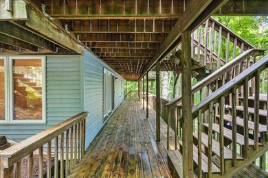 There's a particular kind of quiet that settles in on Lake - photo 42
