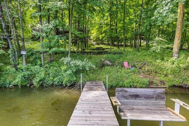 There's a particular kind of quiet that settles in on Lake - photo 49