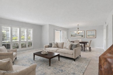 New roof, newer windows! Enjoy resort living in this lovely and - photo 2