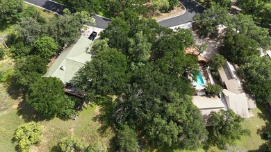 Tucked into the heart of Horseshoe Bay, this exceptional - photo 8
