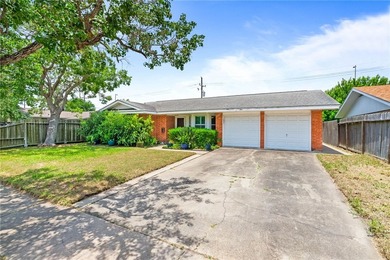 This well-maintained 3 bedroom, 2 bath home offers 1,358 square - photo 2