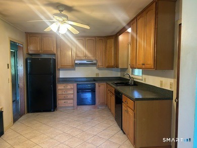 First-time buyers and investors take notice of this great value - photo 2