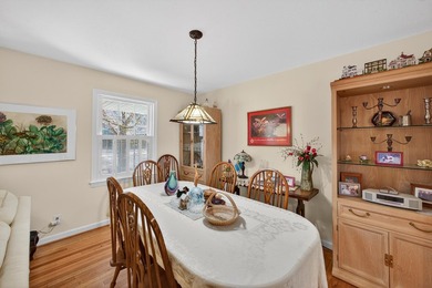 Back on the market at a reduced price! Renovated all brick 3 - photo 9