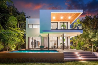 Recently reimagined with a comprehensive landscape and outdoor - photo 1