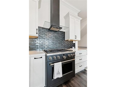 Luxury living on the beautiful Tchefuncte River! 
This stunning