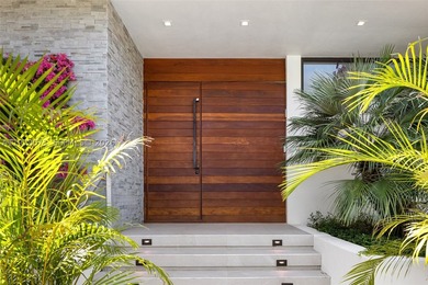 Recently reimagined with a comprehensive landscape and outdoor - photo 5