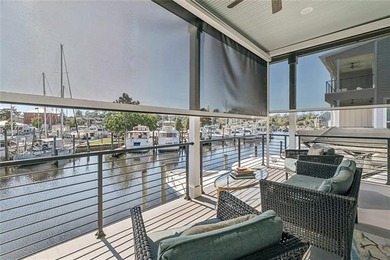 Luxury living on the beautiful Tchefuncte River! 
This stunning