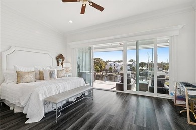 Luxury living on the beautiful Tchefuncte River! 
This stunning