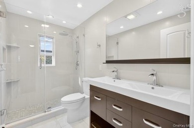 Legal 2-Family in Bayside , Walk to LIRR. Corner 2-Family , 3 - photo 19