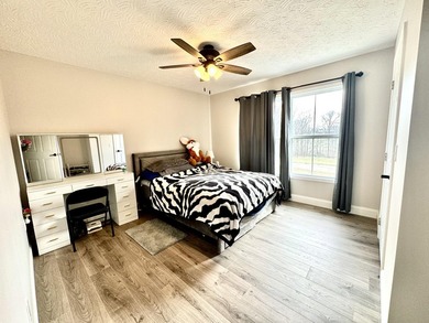 Welcome to this spacious home at 303 Sonny Aaron Dr, Jamestown! - photo 20