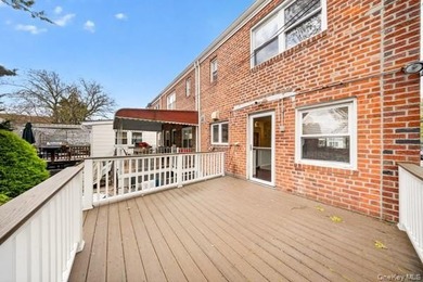 Legal 2-Family in Bayside , Walk to LIRR. Corner 2-Family , 3 - photo 23