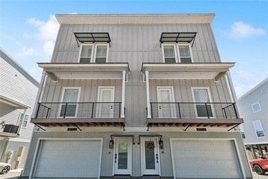 Luxury living on the beautiful Tchefuncte River! 
This stunning