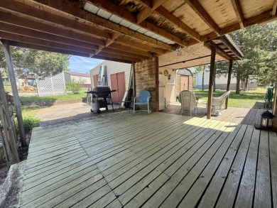 2 BR/1BA, Dock, STR Friendly, Outdoor Living & Plentiful Storage! - photo 5