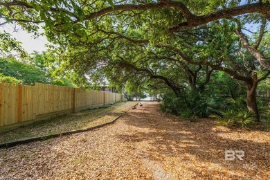 Experience the rare combination of privacy, beauty, and - photo 2