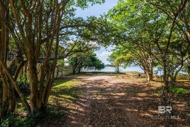Experience the rare combination of privacy, beauty, and - photo 4
