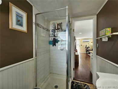 If you've been dreaming of owning a place at the Lake, this - photo 15