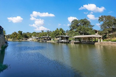 252 La Serena Loop is an exceptional waterfront estate in the - photo 33