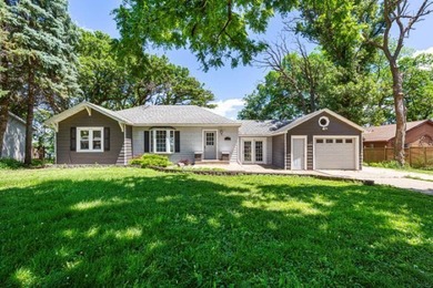 Charming 2 bedroom rambler on Budd Lake! Boat lake access to - photo 1