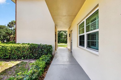 Enjoy easy Florida living in this charming first floor - photo 5