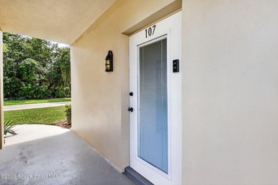 Enjoy easy Florida living in this charming first floor - photo 6