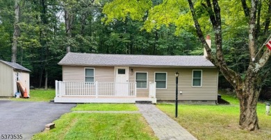 Lake Home For Sale in Hampton Twp., New Jersey