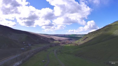 (private lake, pond, creek) Acreage Sale Pending in Sweetwater Idaho