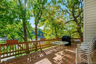 Looking for a 2-bedroom home in Lake Ozark sitting directly on - photo 35