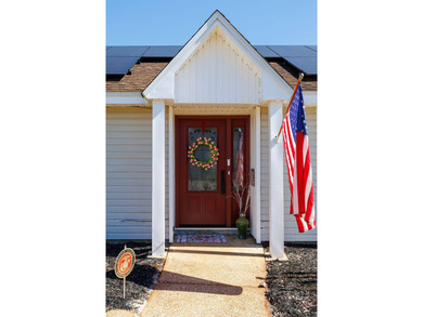 Corner-Lot Home with Pool (and a history) in desirable Indian - photo 3