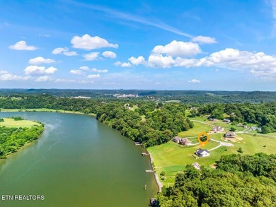 Riverfront property with an upscale in-law suite. Experience - photo 54
