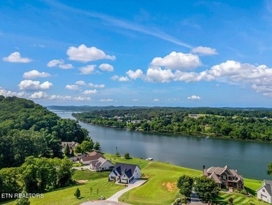 Riverfront property with an upscale in-law suite. Experience - photo 59