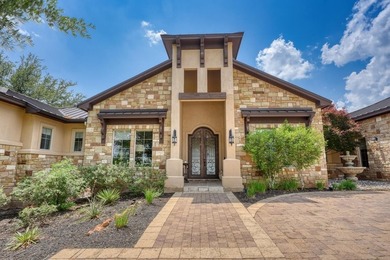 ESTATE SALE OPPORTUNITY. RARE CHANCE to own this luxurious - photo 2