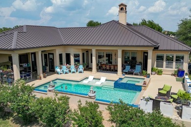 ESTATE SALE OPPORTUNITY. RARE CHANCE to own this luxurious - photo 4